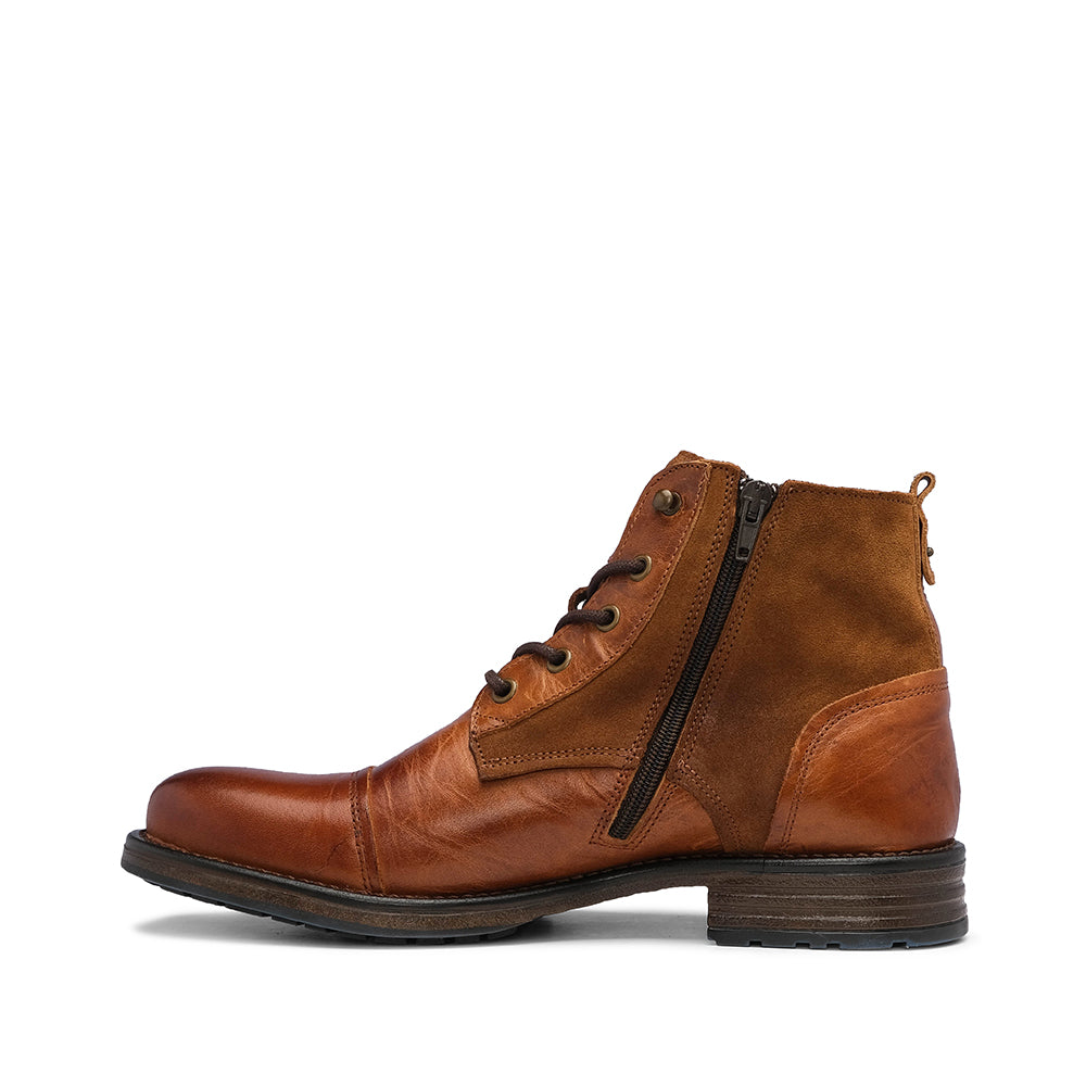 Botim Casual Homem Pele Camel