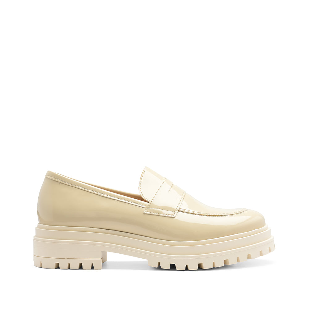 Sapato Mocassim Mulher Verniz Bege