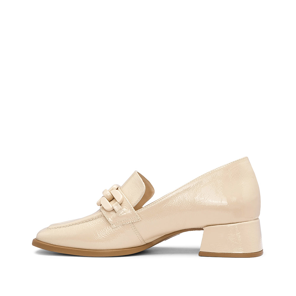Sapato Salto Médio Mulher Verniz Creme
