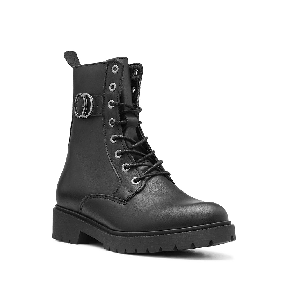 Botim Salto Raso Mulher Pele Preto