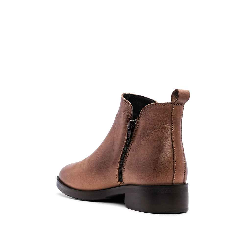 Botim Salto Raso Mulher Pele Taupe