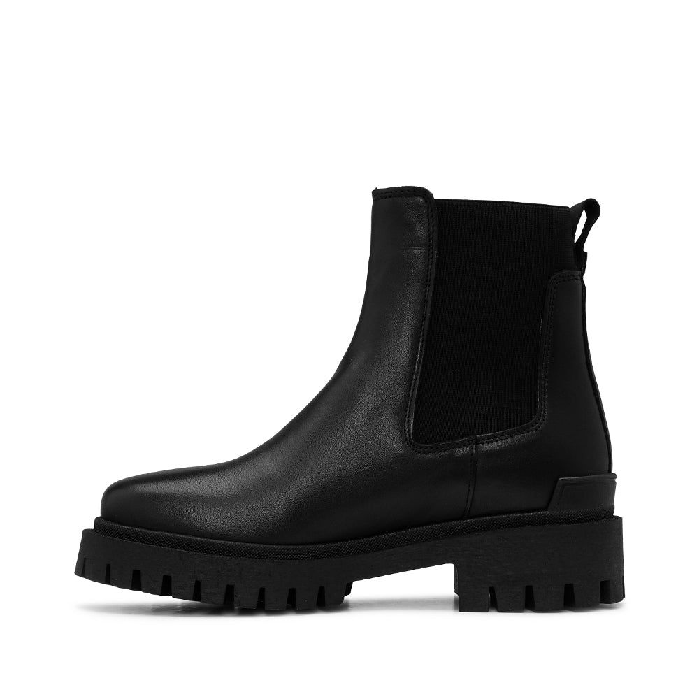 Botim Salto Raso Mulher Pele Preto