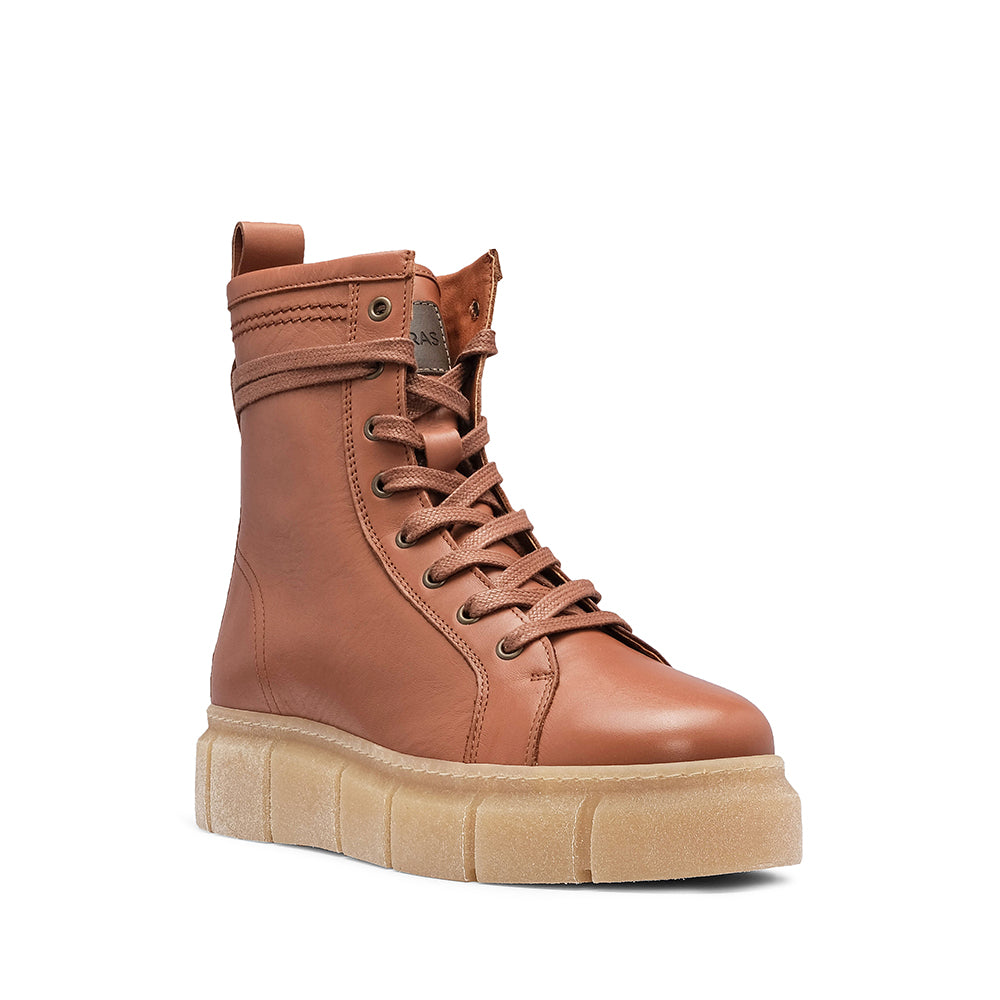 Botim Salto Raso Mulher Pele Camel