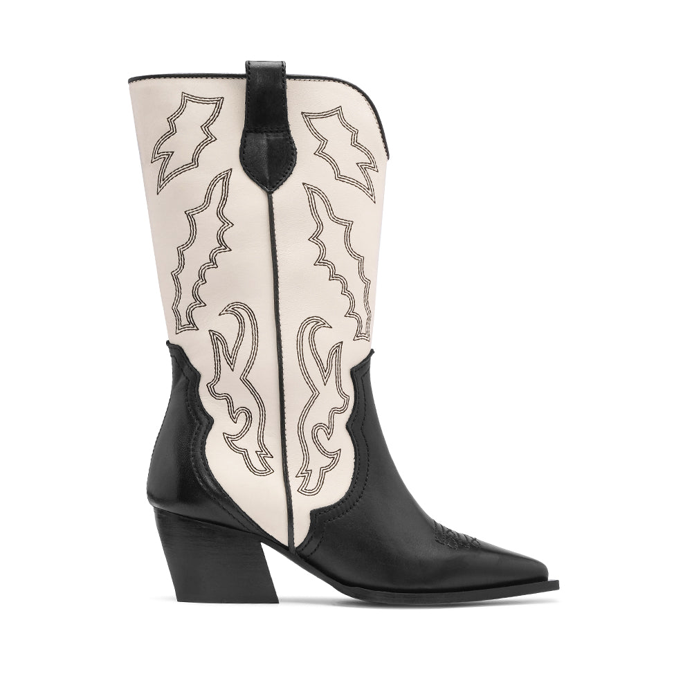 Botim Texana Mulher Pele Preto E Branco