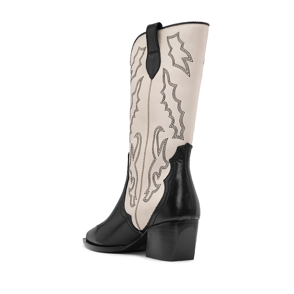 Botim Texana Mulher Pele Preto E Branco