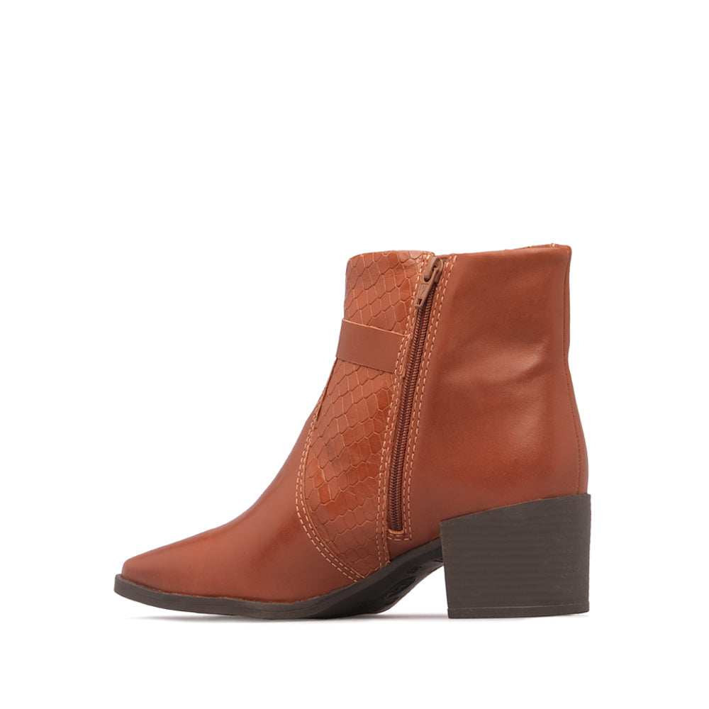 Botim Salto Médio Mulher Pele Cognac