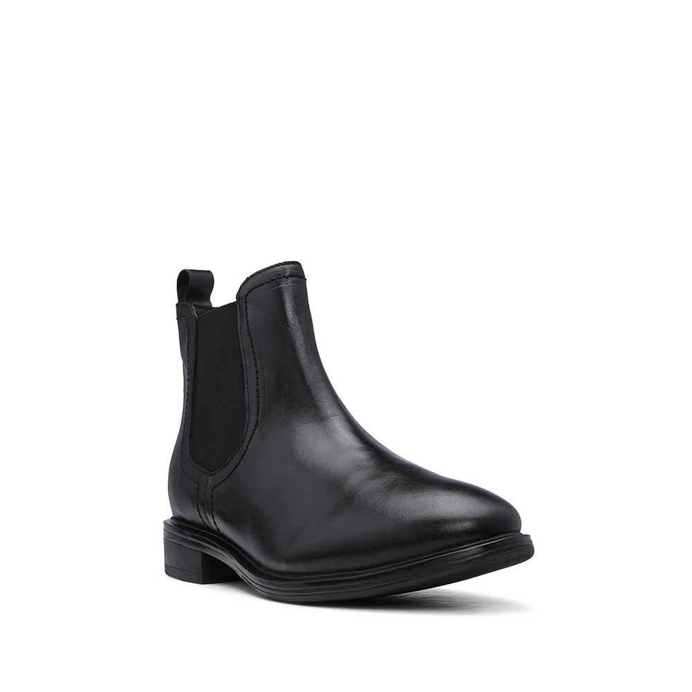 Botim Salto Raso Mulher Pele Preto