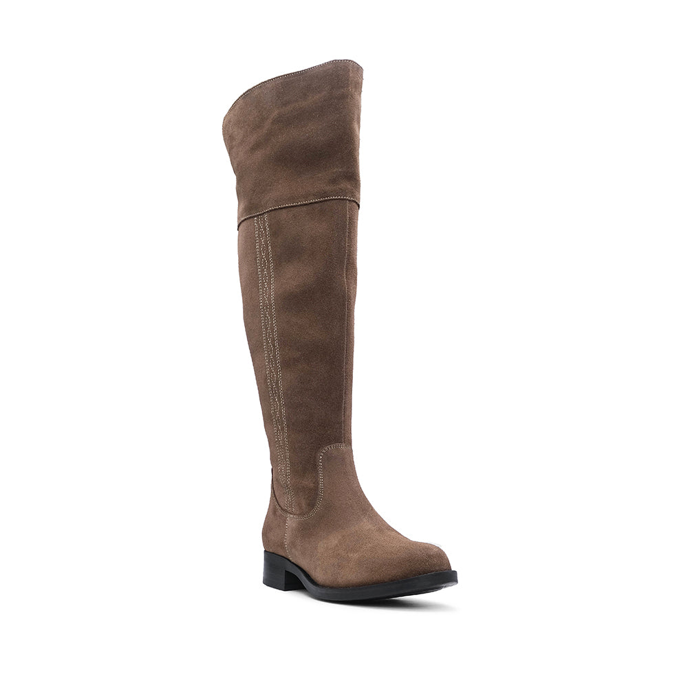 Bota Salto Raso Mulher Camurça Taupe