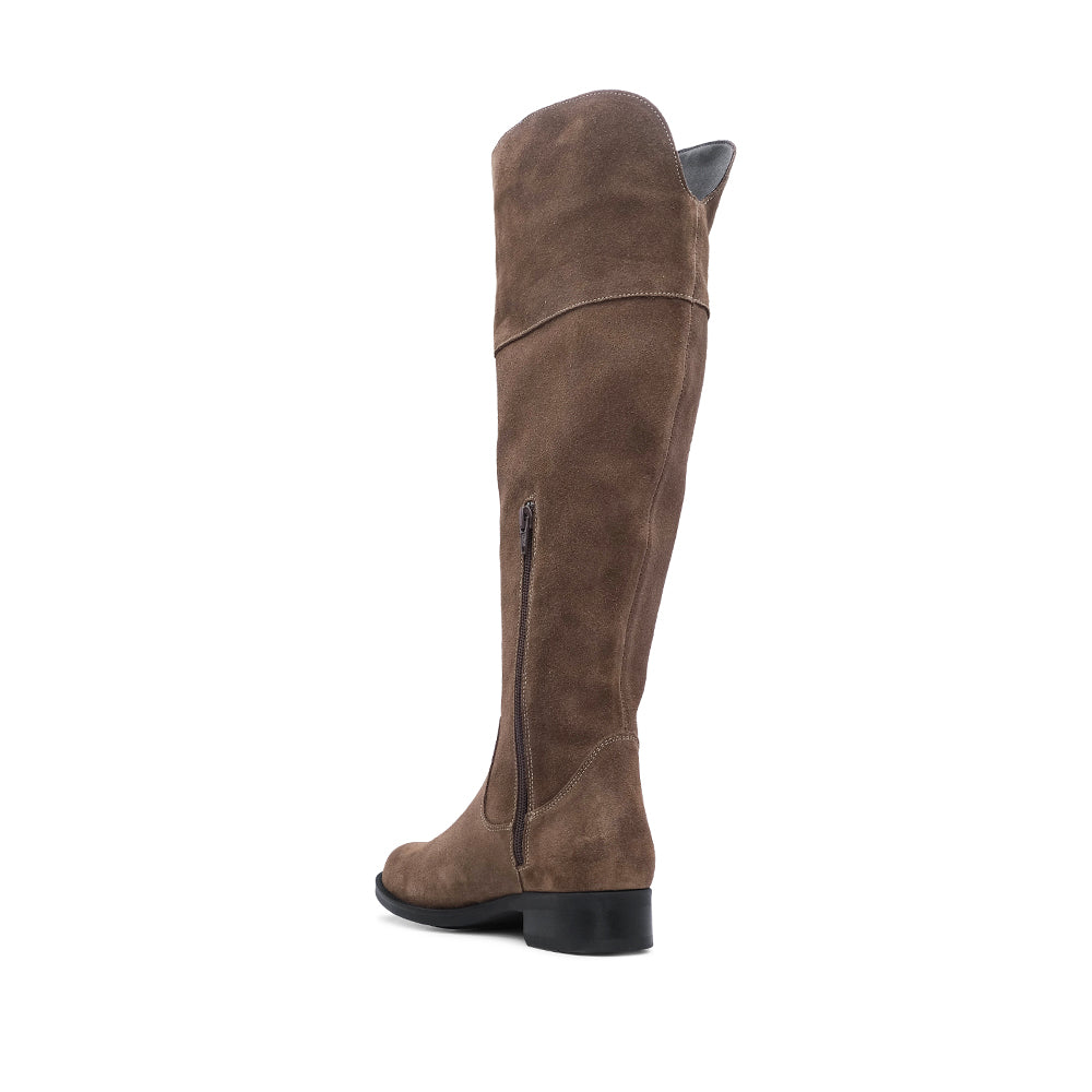 Bota Salto Raso Mulher Camurça Taupe