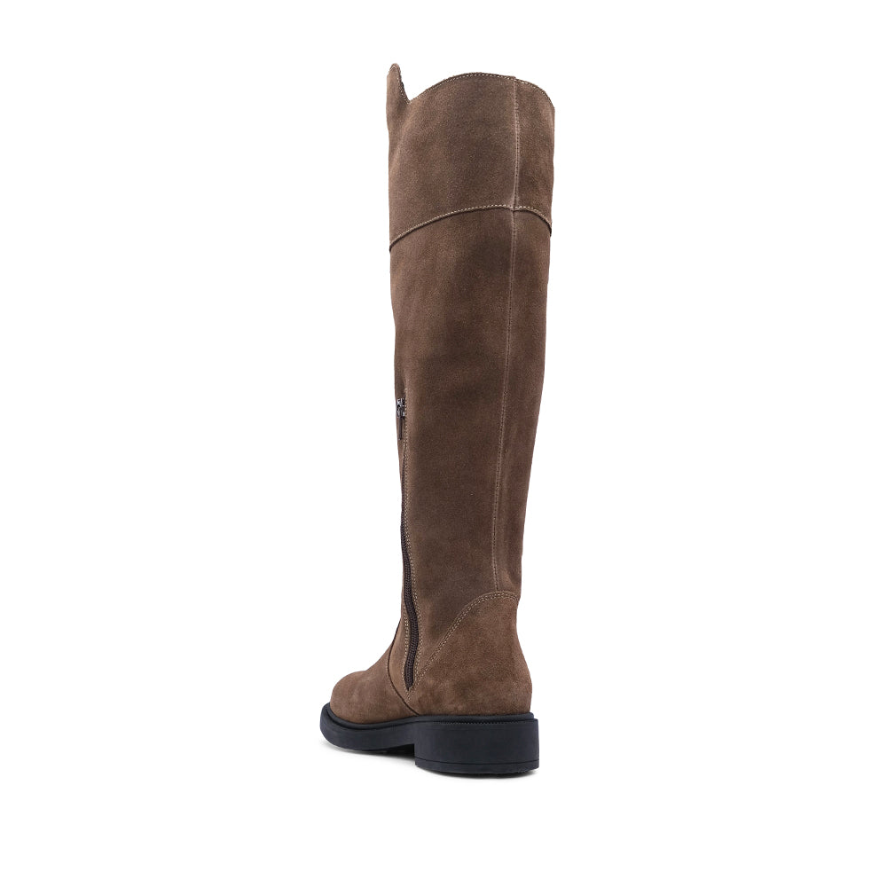 Bota Salto Raso Mulher Camurça Taupe