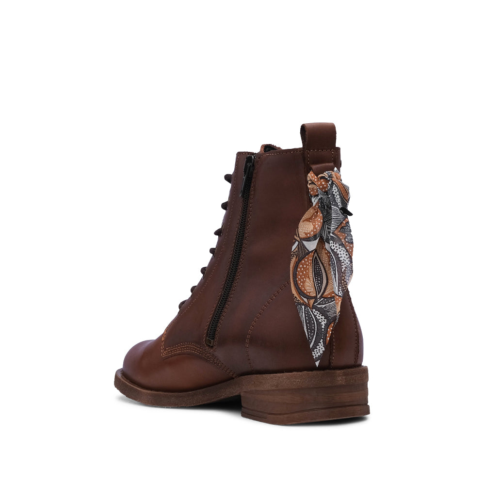 Botim Salto Raso Mulher Pele Camel