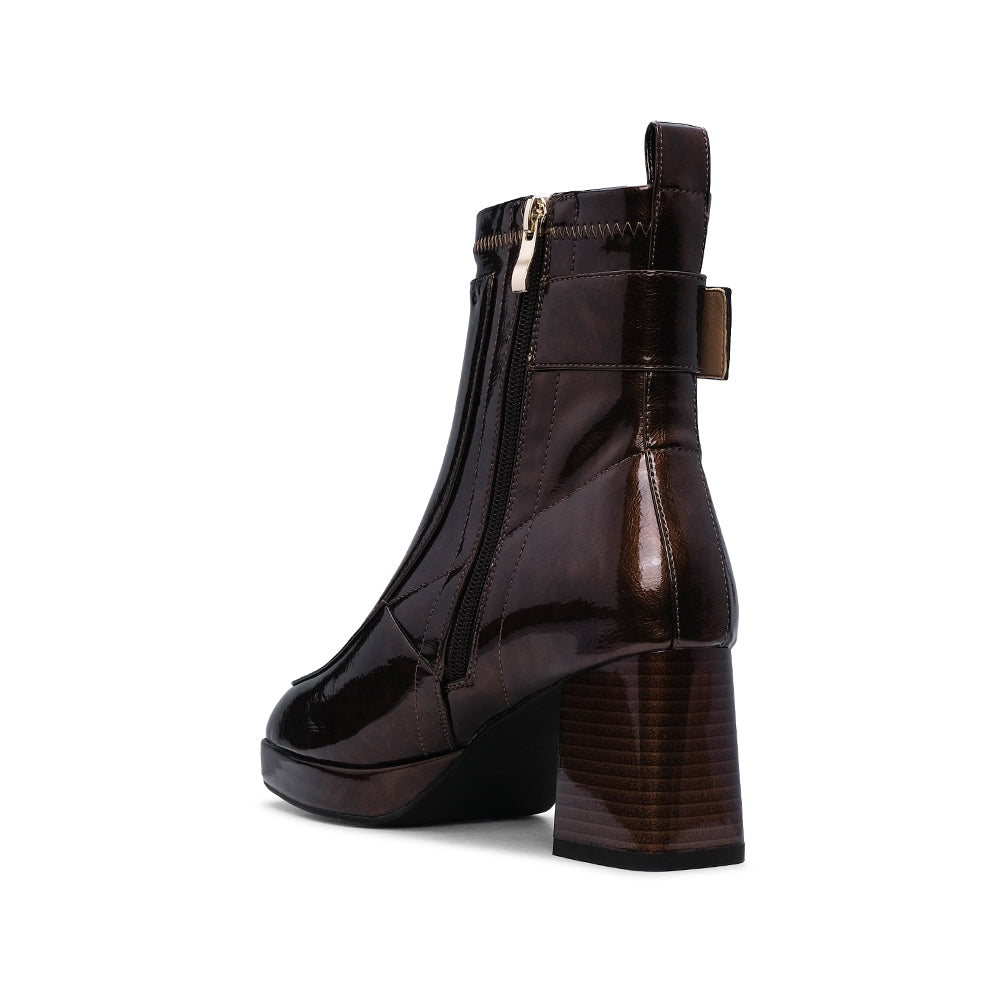 Bota Salto Alto Mulher Verniz Castanho