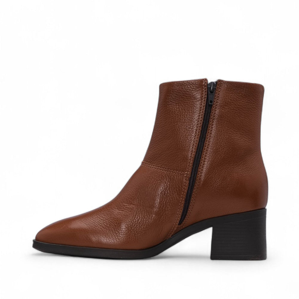 Bota Salto Médio Mulher Pele Cognac