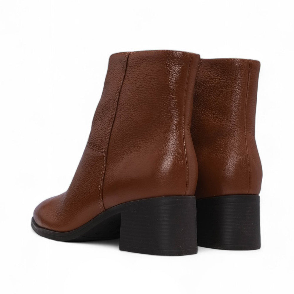 Bota Salto Médio Mulher Pele Cognac
