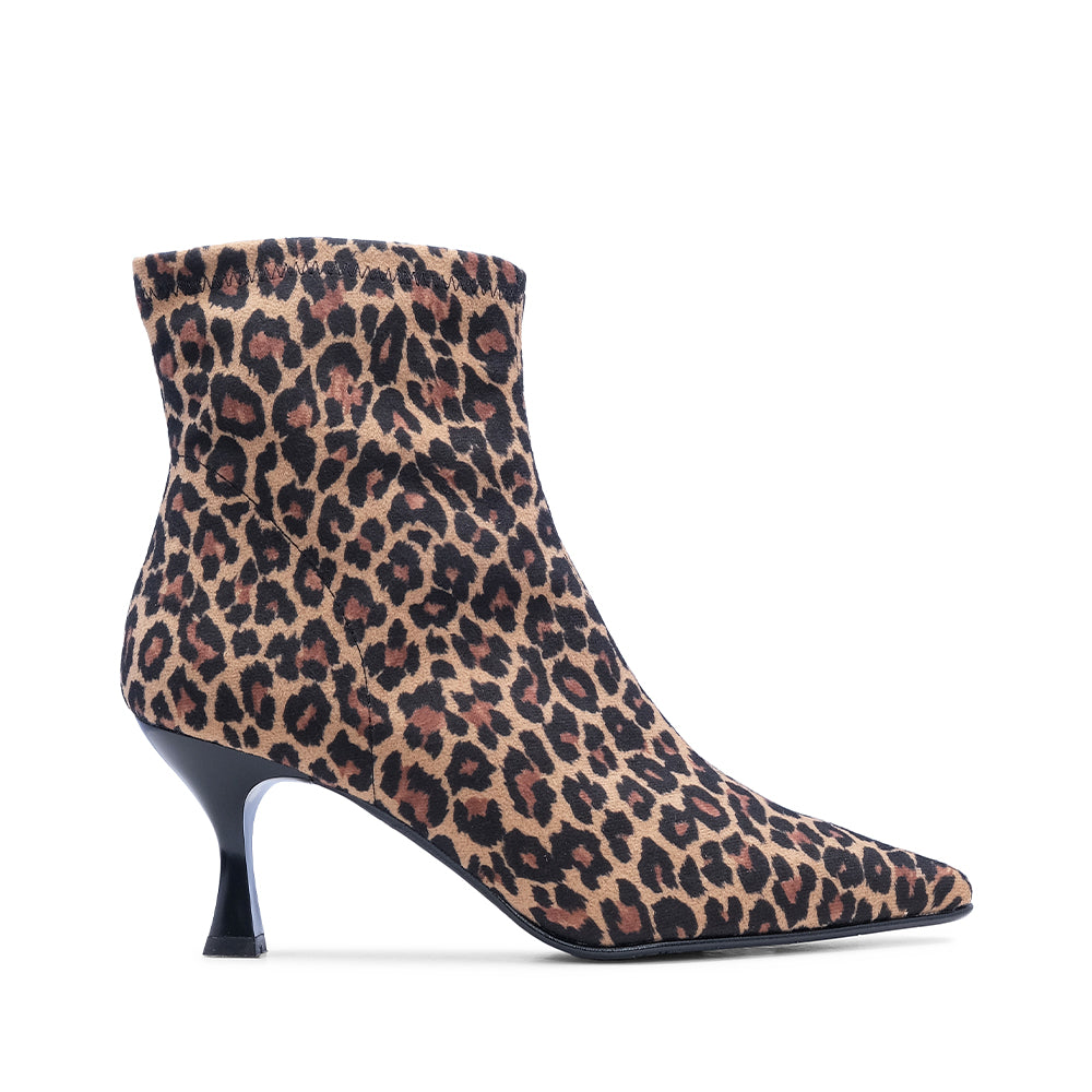 Botim Salto Médio Mulher Camurça Leopardo
