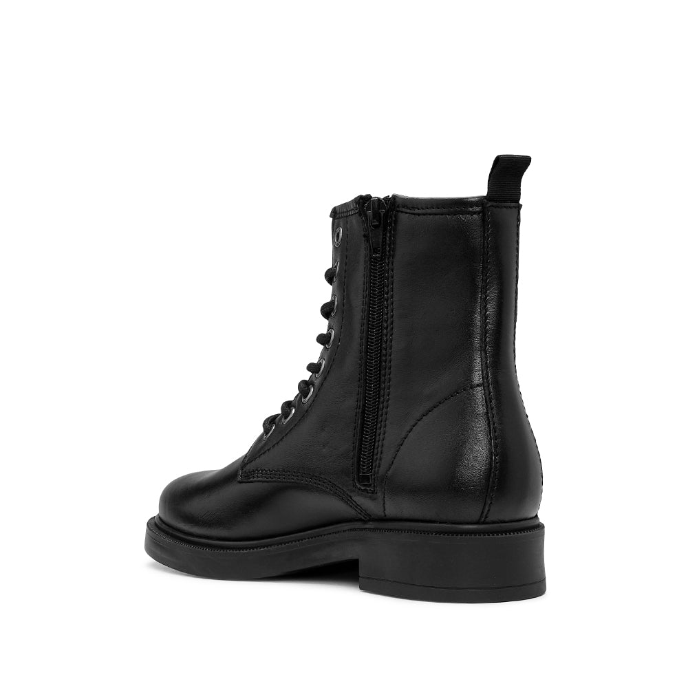 Botim Militar Mulher Pele Preto