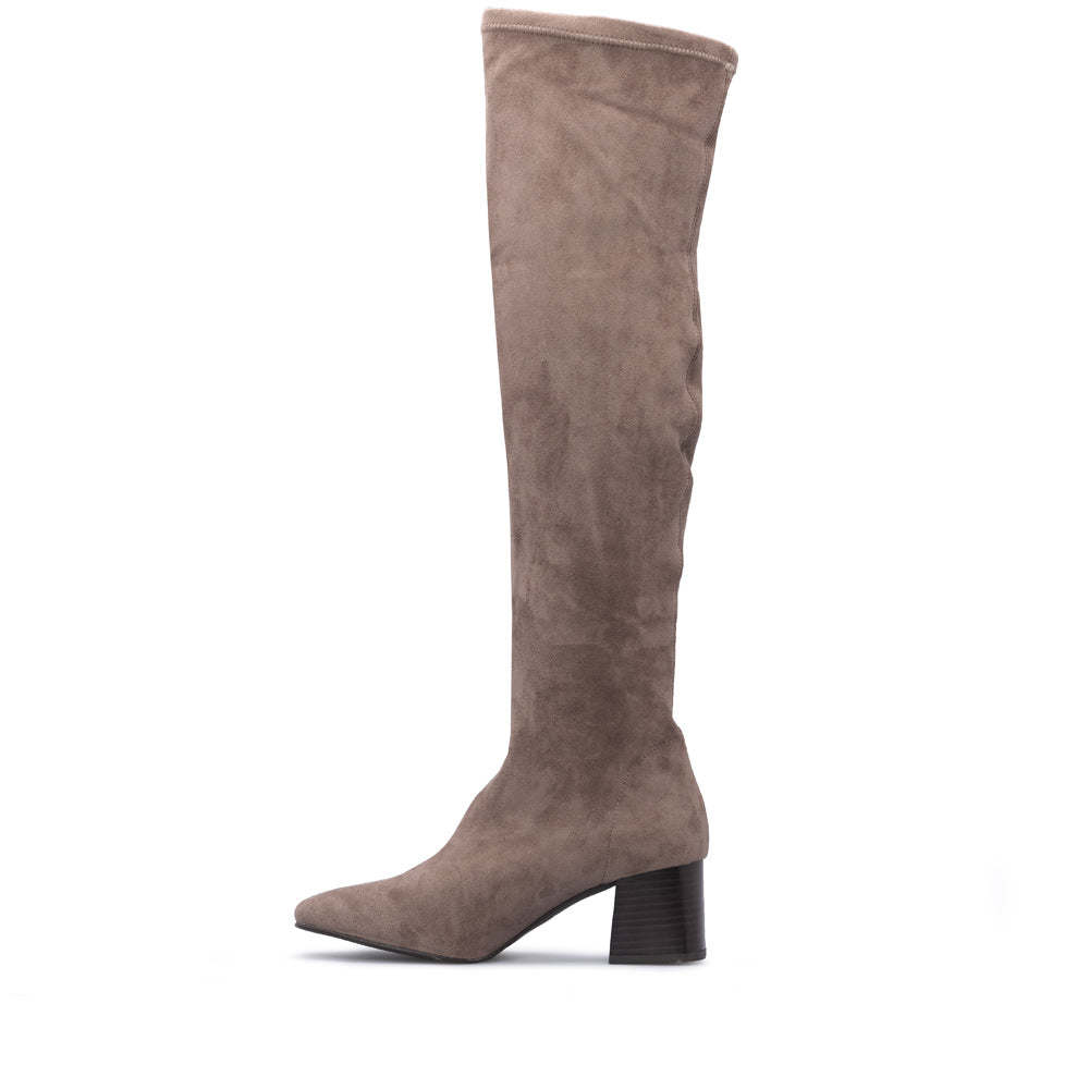 Bota Salto Médio Mulher Camurça Taupe