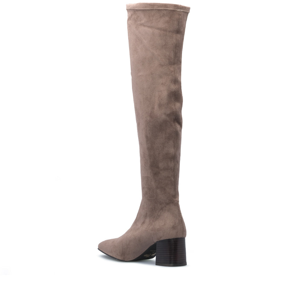 Bota Salto Médio Mulher Camurça Taupe