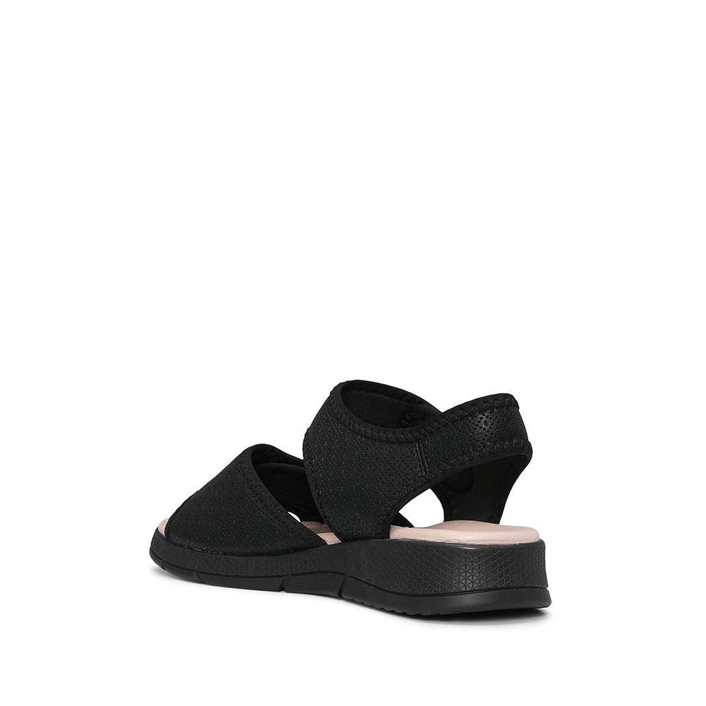 Sandália Salto Raso Mulher Gravado Preto
