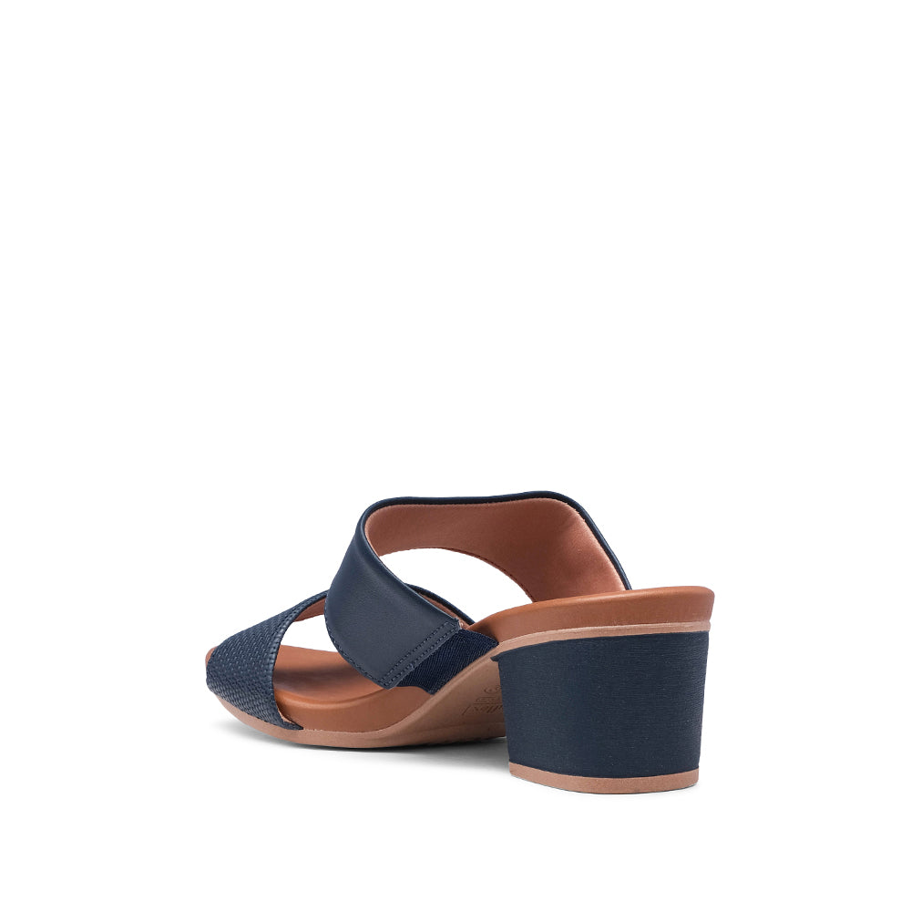 Soca Casual Mulher Pele Azul Marinho