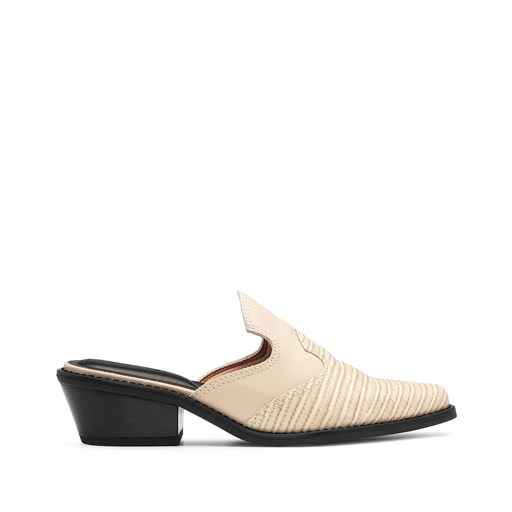 Soca Casual Mulher Animal Print Creme