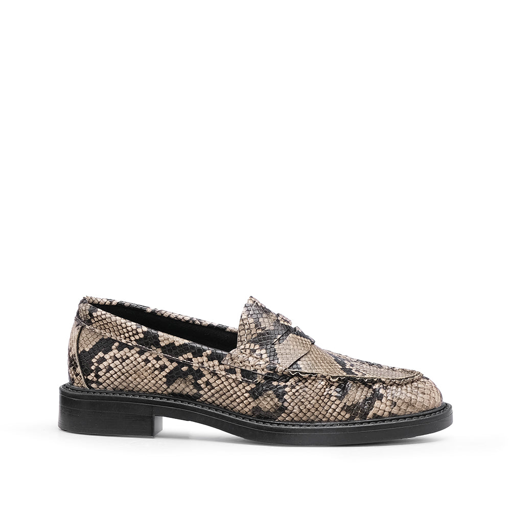 Sapato Mocassim Mulher Cobra