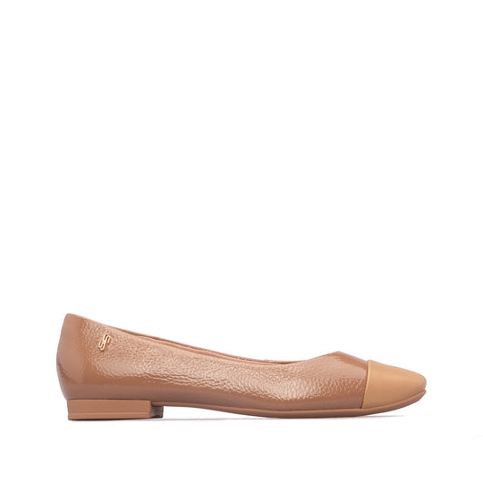 Sapato Salto Raso Mulher Verniz Camel