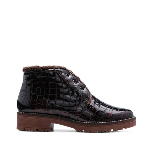 Botim Salto Raso Mulher Verniz Castanho