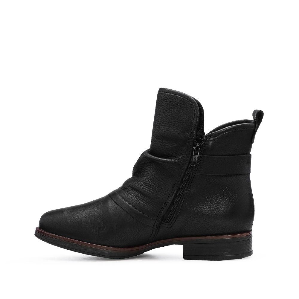 Botim Salto Raso Mulher Pele Preto
