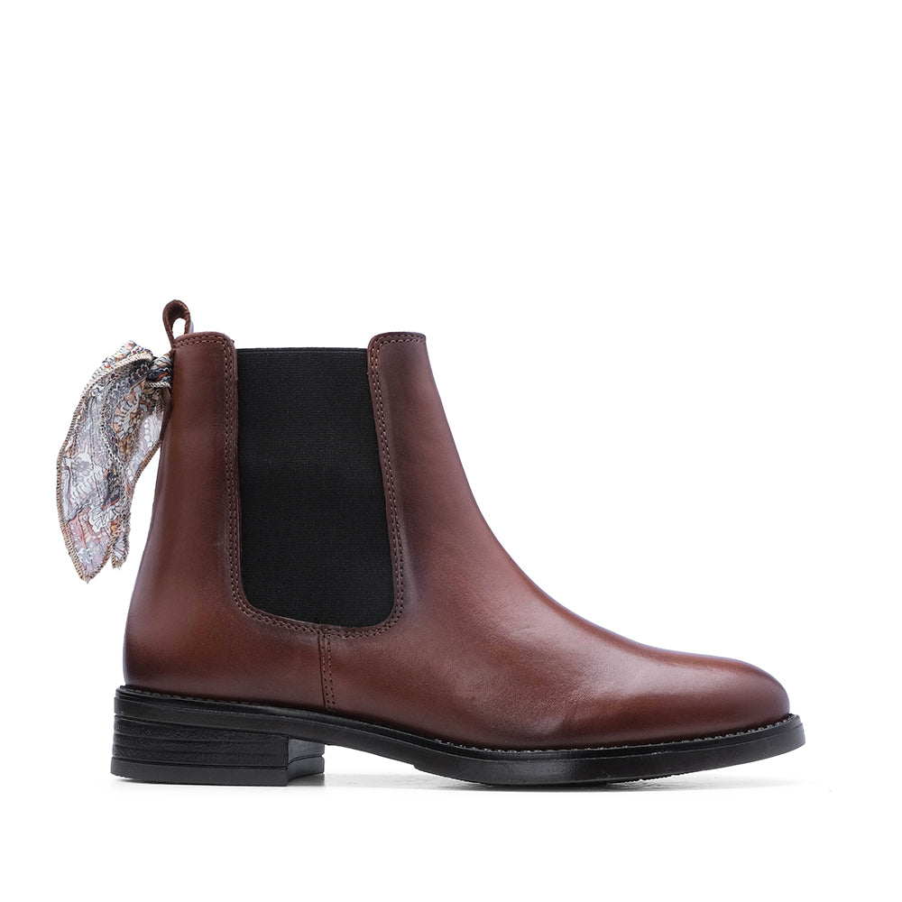 Botim Salto Raso Mulher Pele Camel