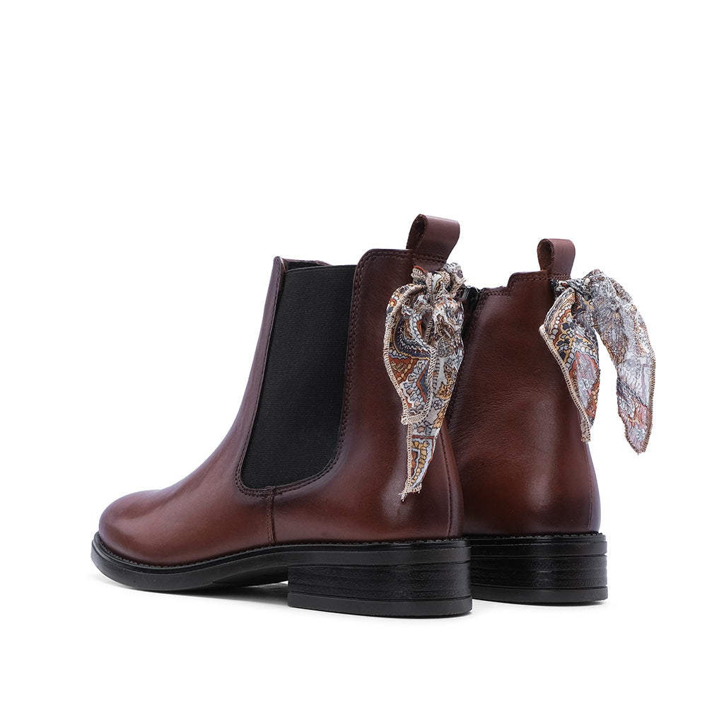 Botim Salto Raso Mulher Pele Camel