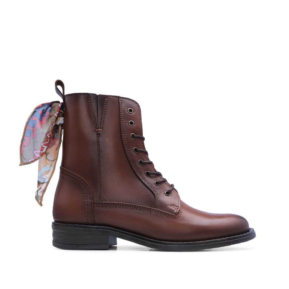 Botim Salto Raso Mulher Pele Camel