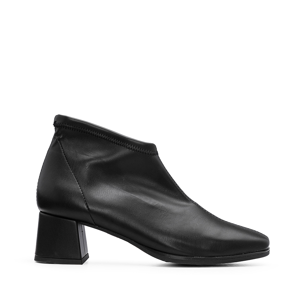 Botim Salto Médio Mulher Preto
