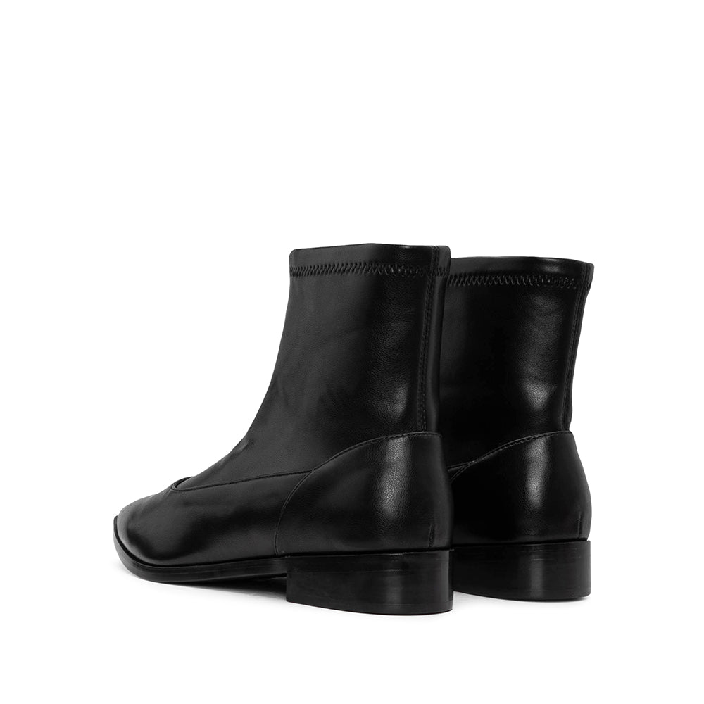 Botim Salto Raso Mulher Preto