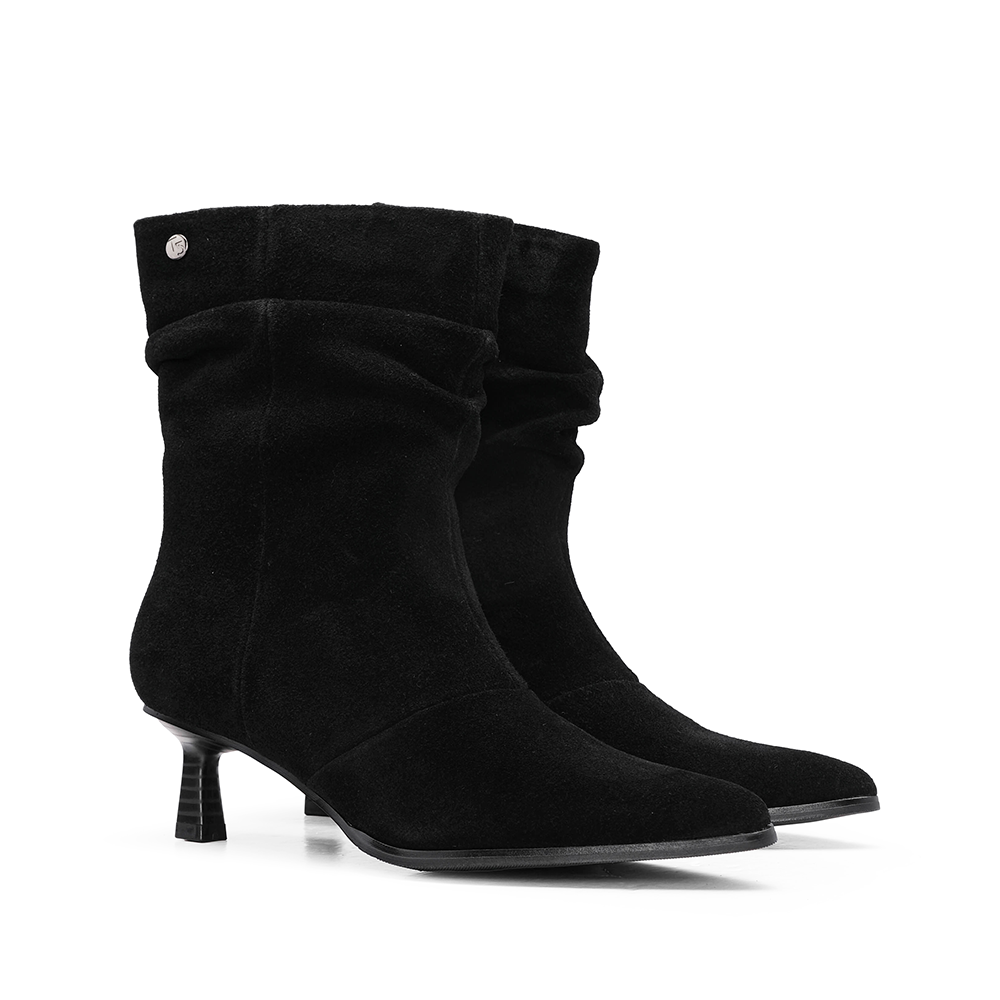 Bota Salto Médio Mulher Camurça Preto