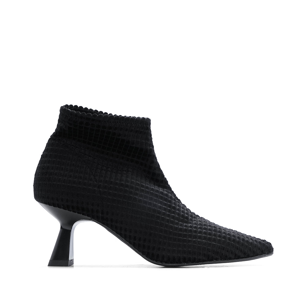 Botim Salto Médio Mulher Preto