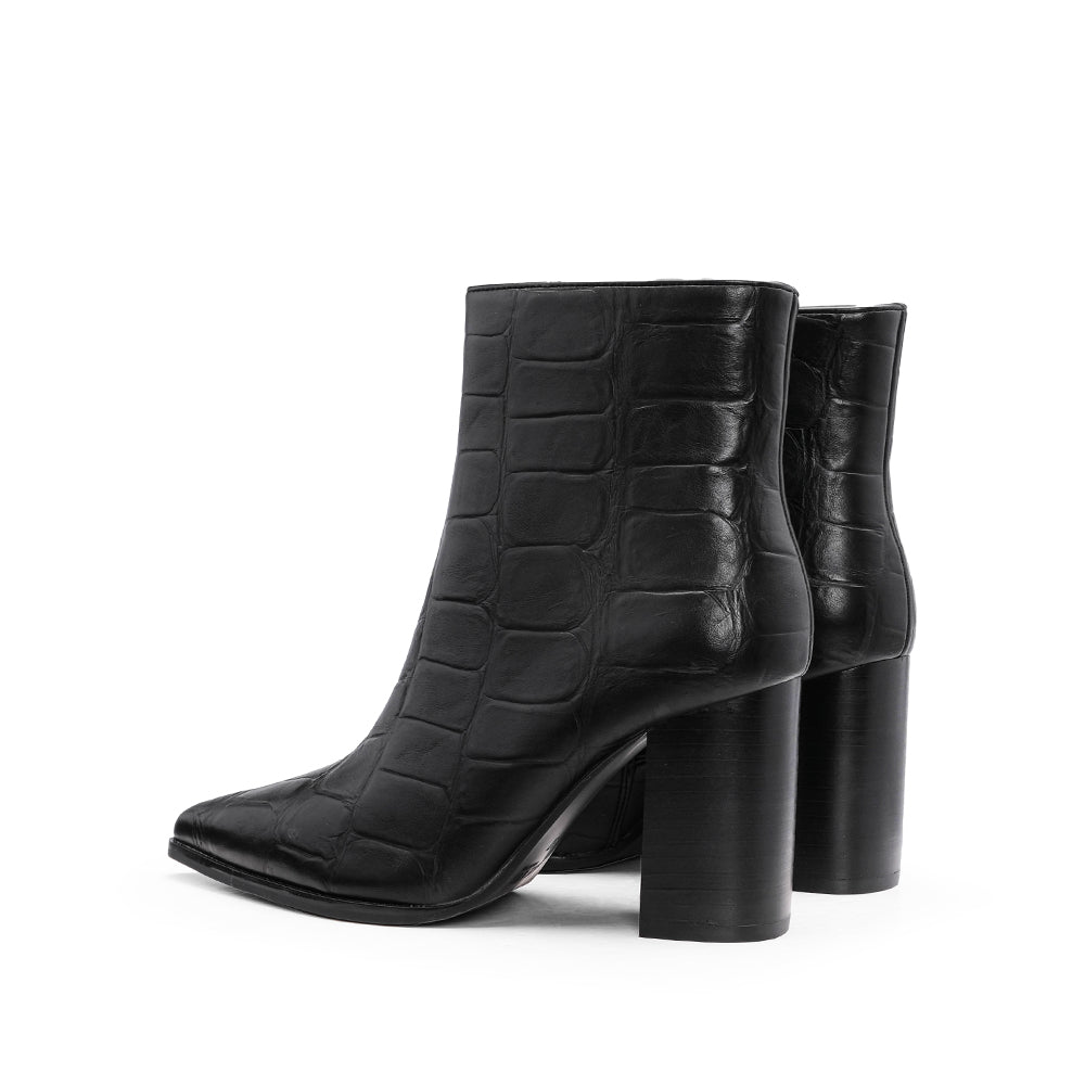 Botim Salto Alto Mulher Animal Print Preto