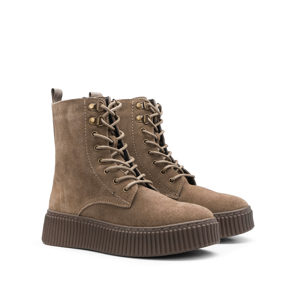 Bota Militar Mulher Camurça Taupe
