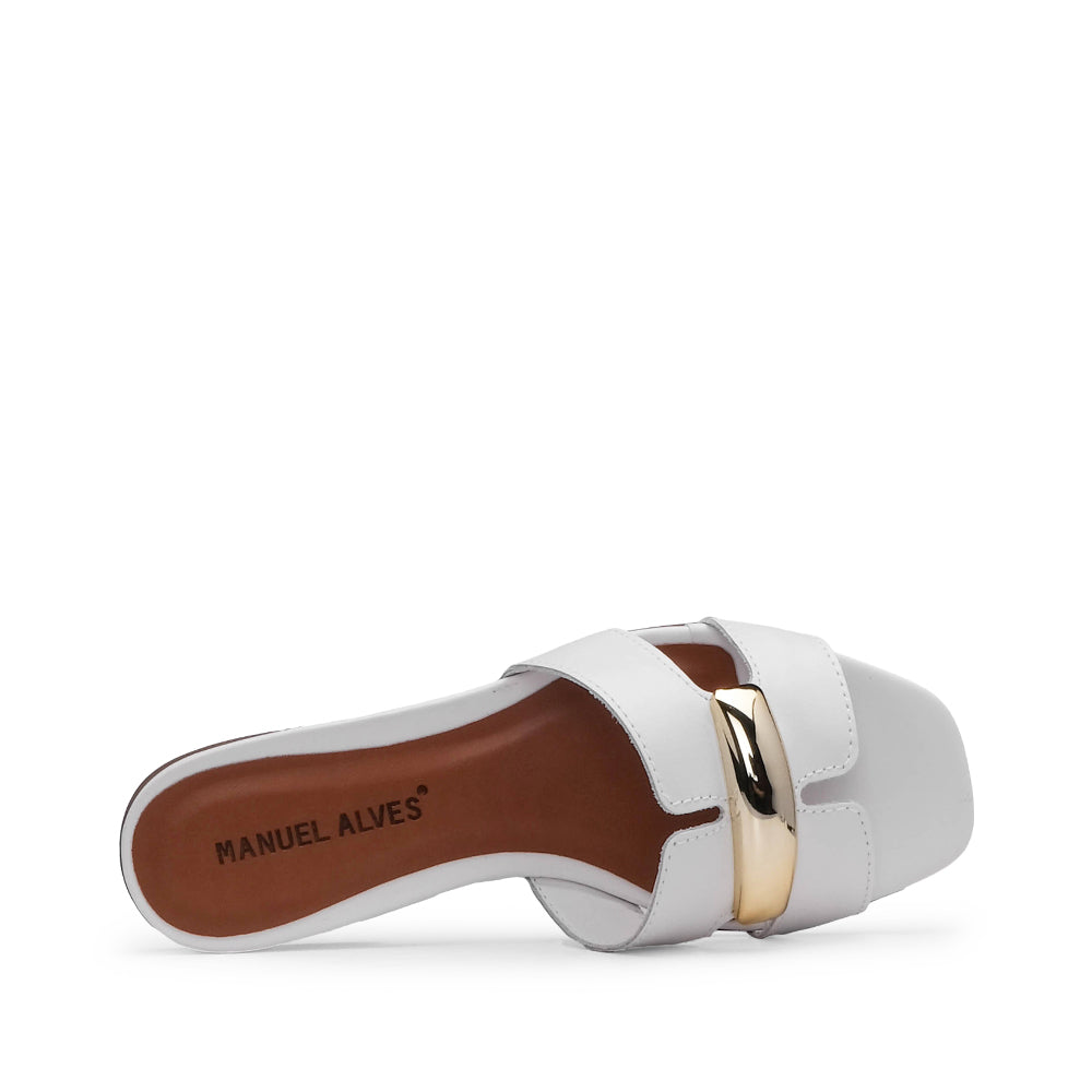 Chinelo Salto Raso Mulher Pele Branco